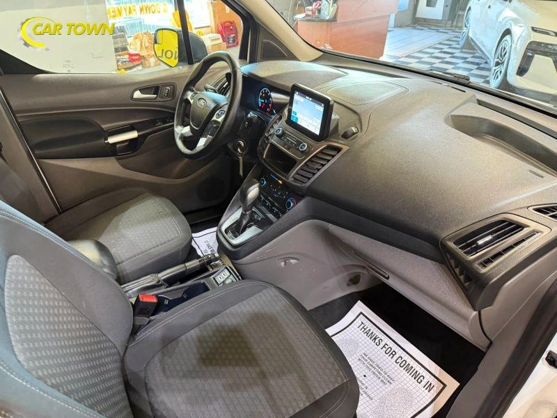 Vehicle photo 23