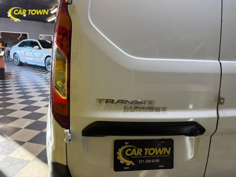 Vehicle photo 33