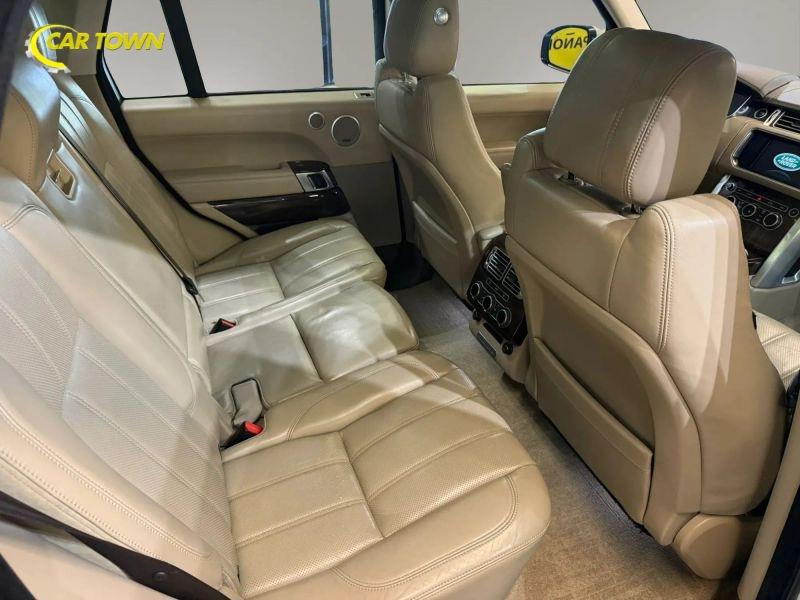 Vehicle photo 27
