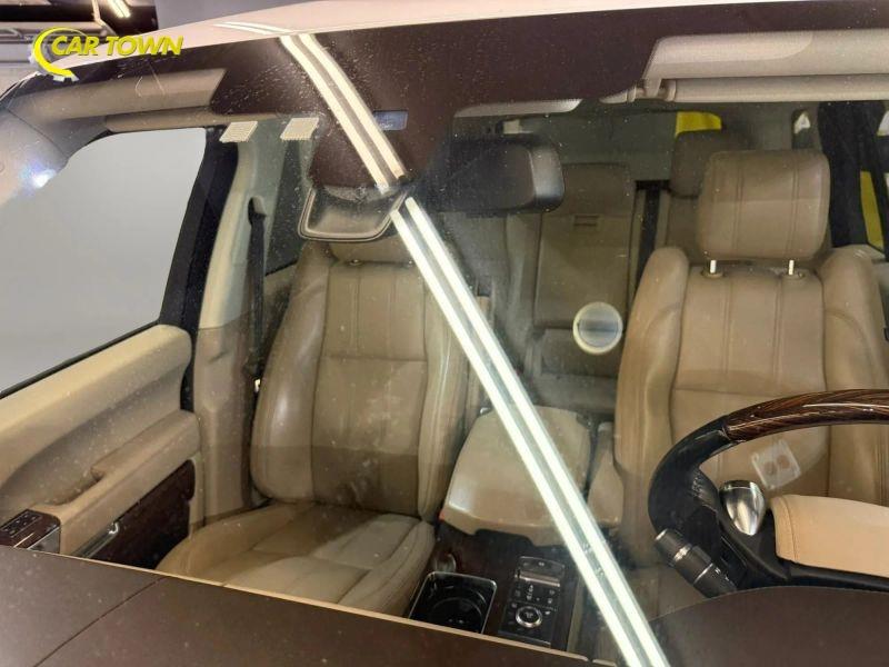 Vehicle photo 38