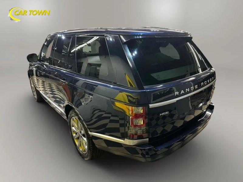 Vehicle photo 12