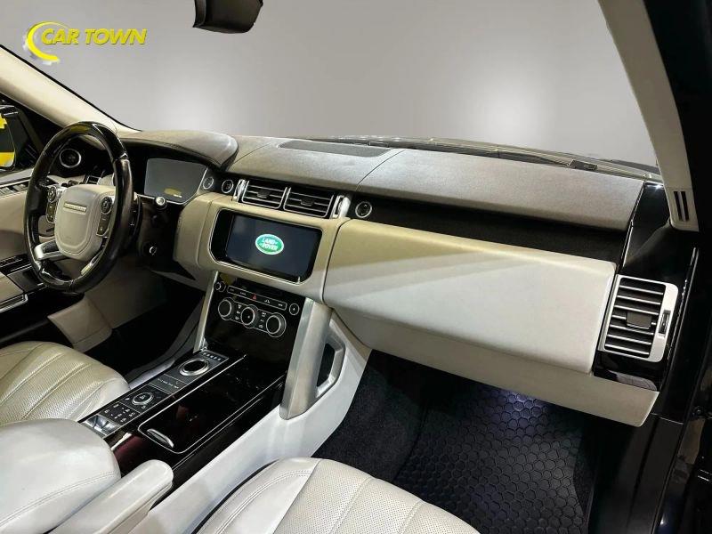 Vehicle photo 21