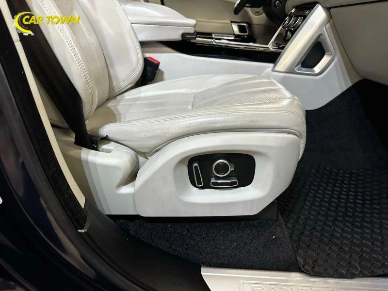 Vehicle photo 23