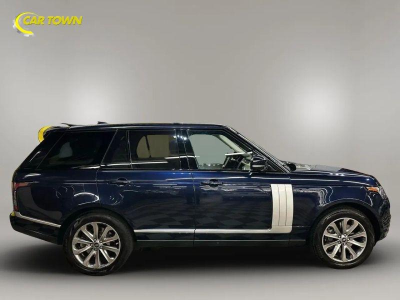 Vehicle photo 7