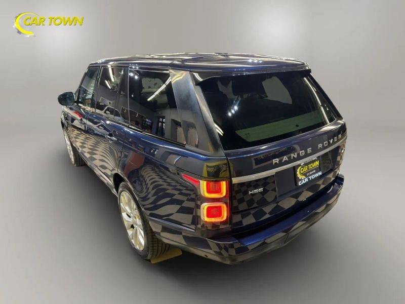 Vehicle photo 12