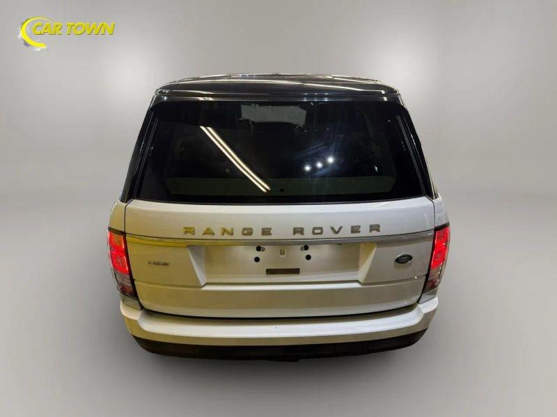 Vehicle photo 10