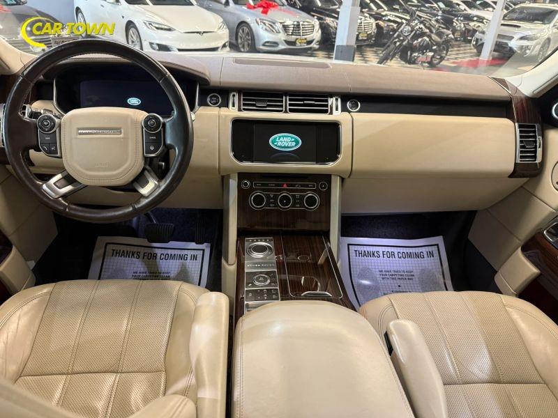Vehicle photo 26