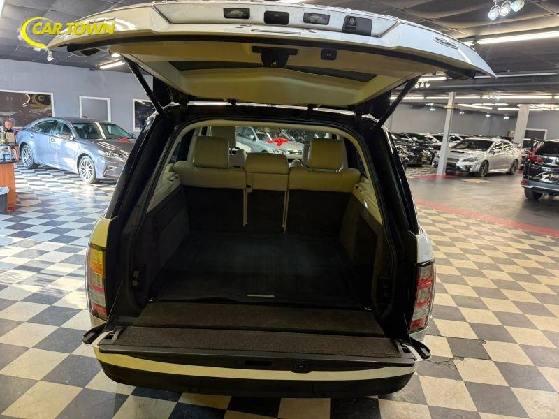 Vehicle photo 33