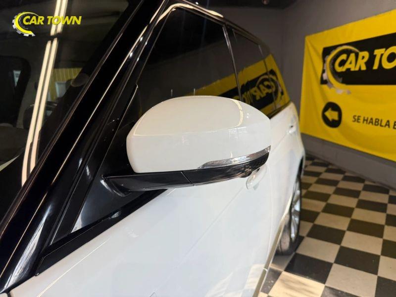 Vehicle photo 37
