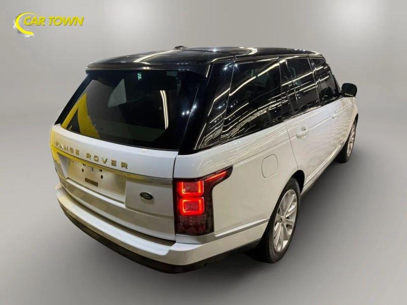 Vehicle photo 8