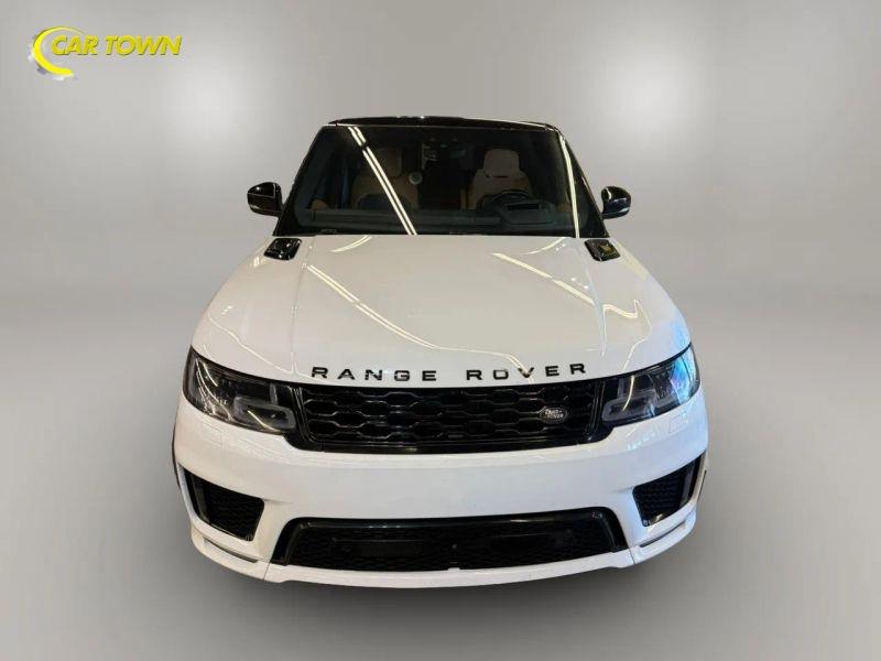 Vehicle photo 3