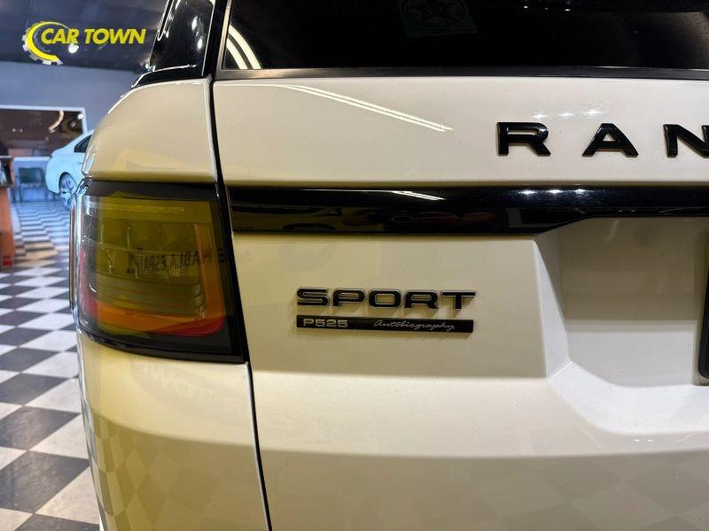 Vehicle photo 34