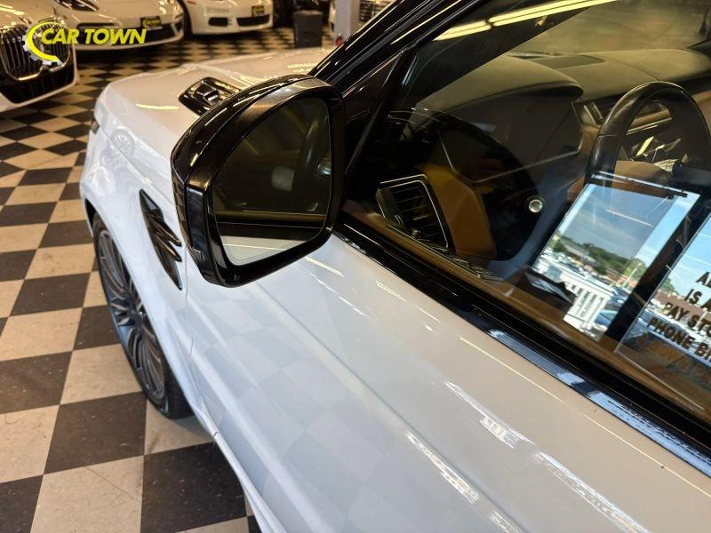 Vehicle photo 37