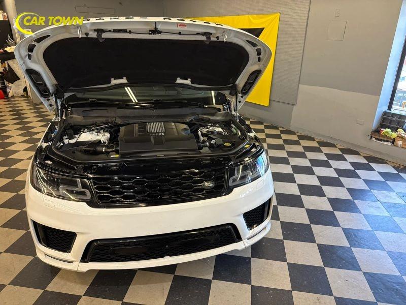 Vehicle photo 43