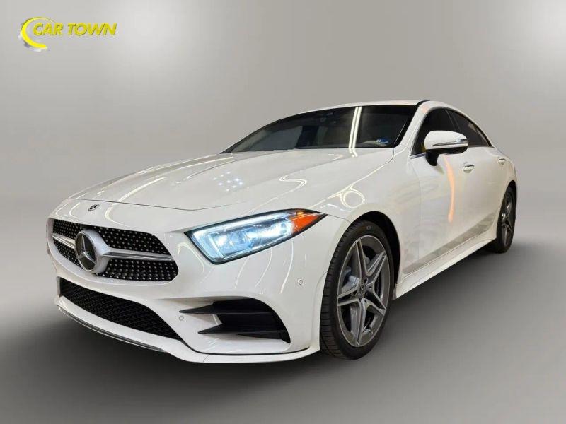 Vehicle photo 2