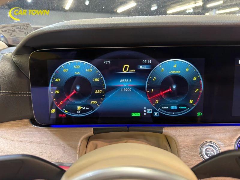 Vehicle photo 36