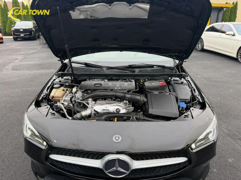 Vehicle photo 31