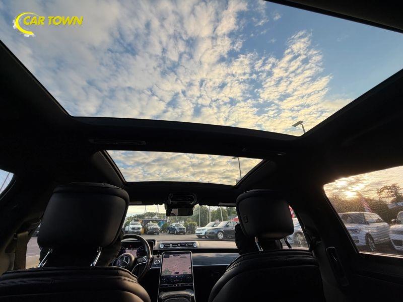 Vehicle photo 34