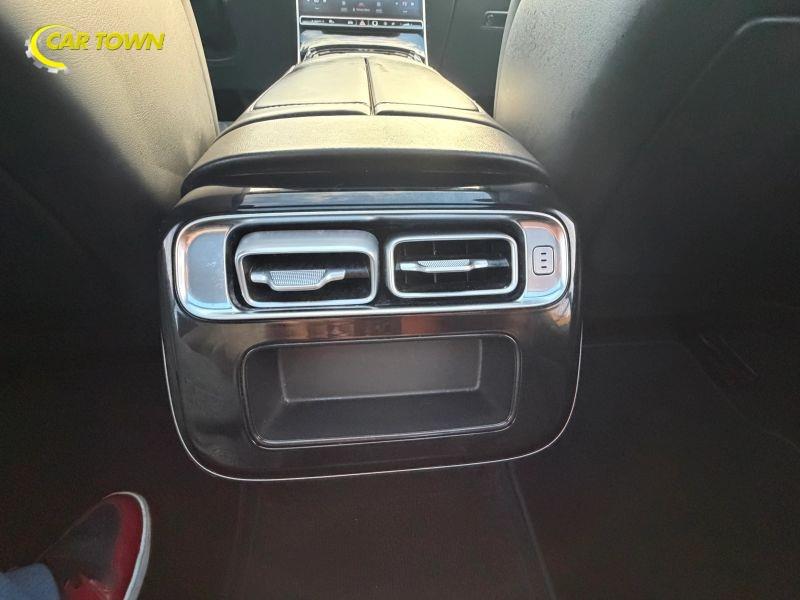 Vehicle photo 35