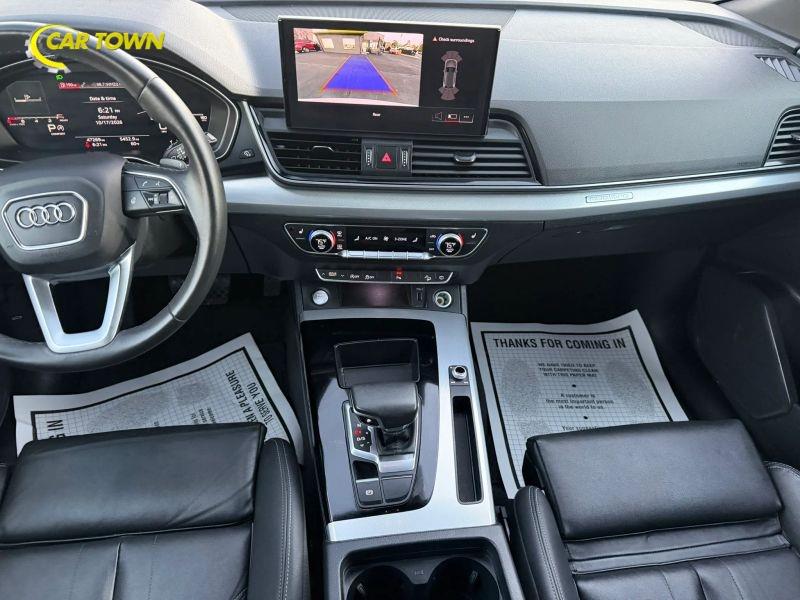 Vehicle photo 29