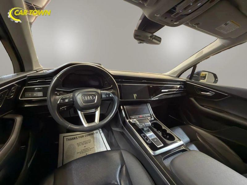 Vehicle photo 35