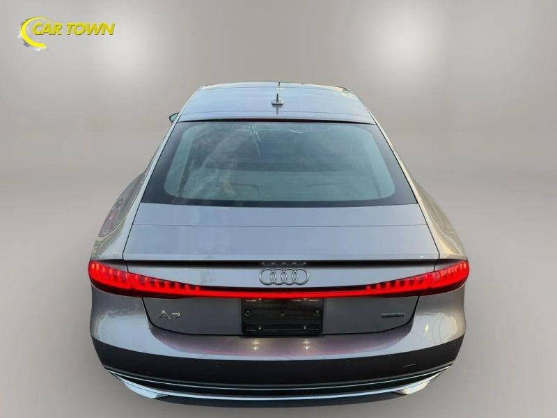 Vehicle photo 10