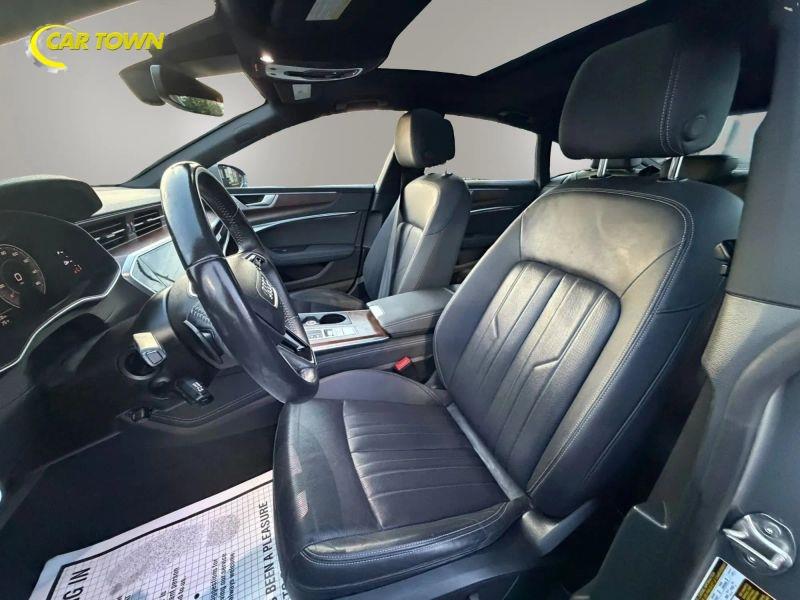 Vehicle photo 24