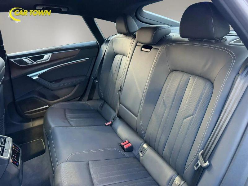 Vehicle photo 32