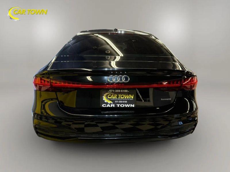 Vehicle photo 11