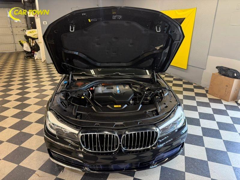 Vehicle photo 39