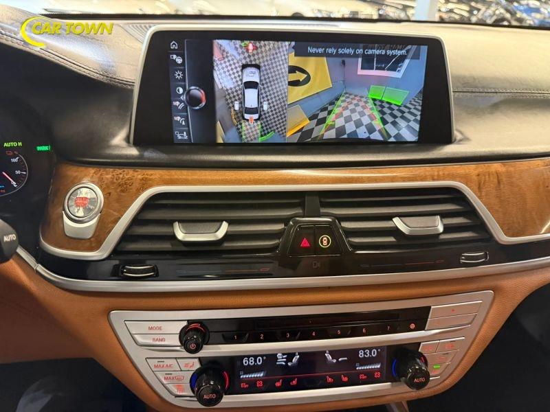 Vehicle photo 40