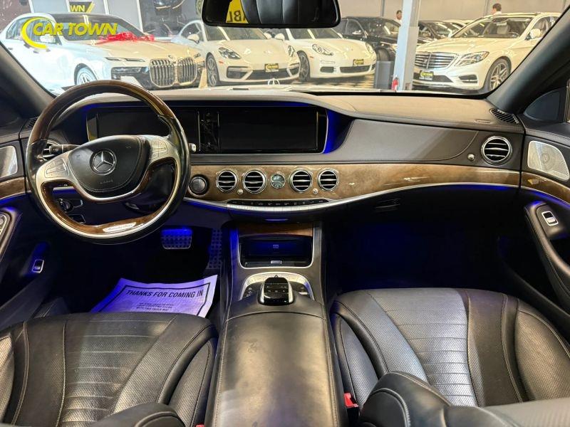 Vehicle photo 31