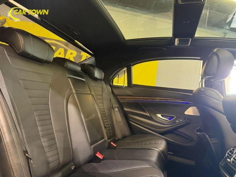 Vehicle photo 32