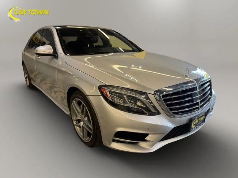 Vehicle photo 6
