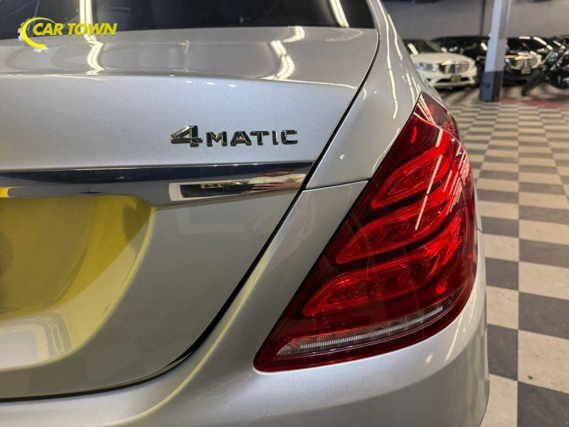 Vehicle photo 31