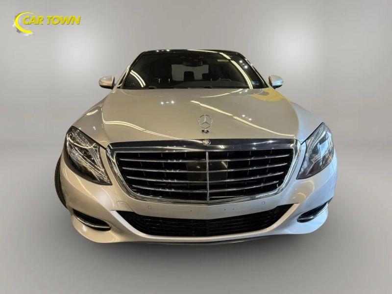 Vehicle photo 4