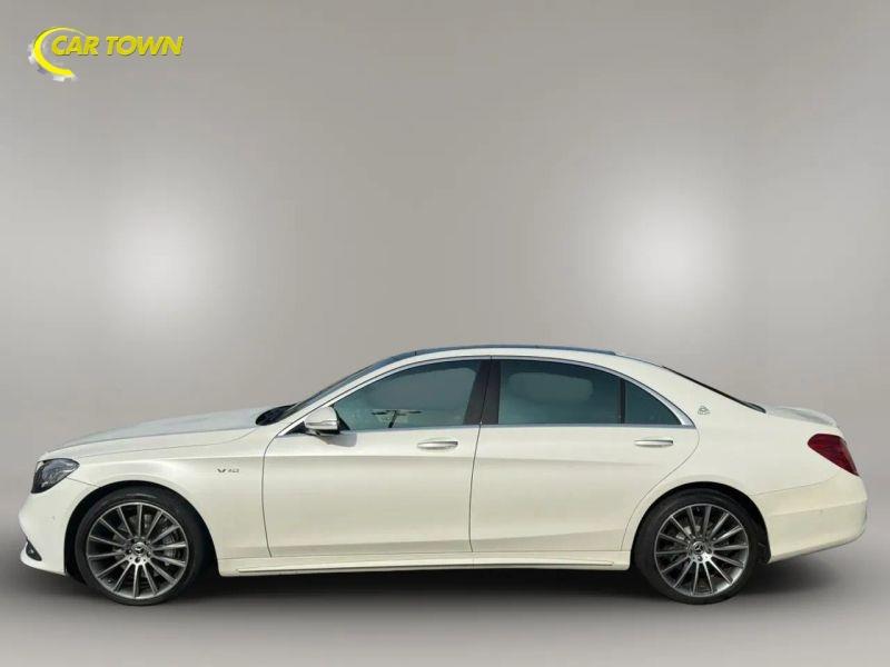 Vehicle photo 14