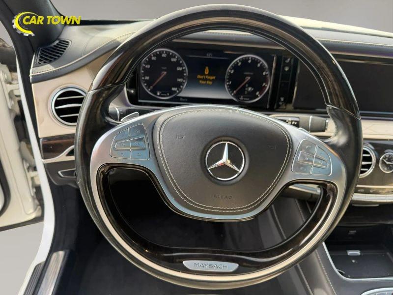 Vehicle photo 22