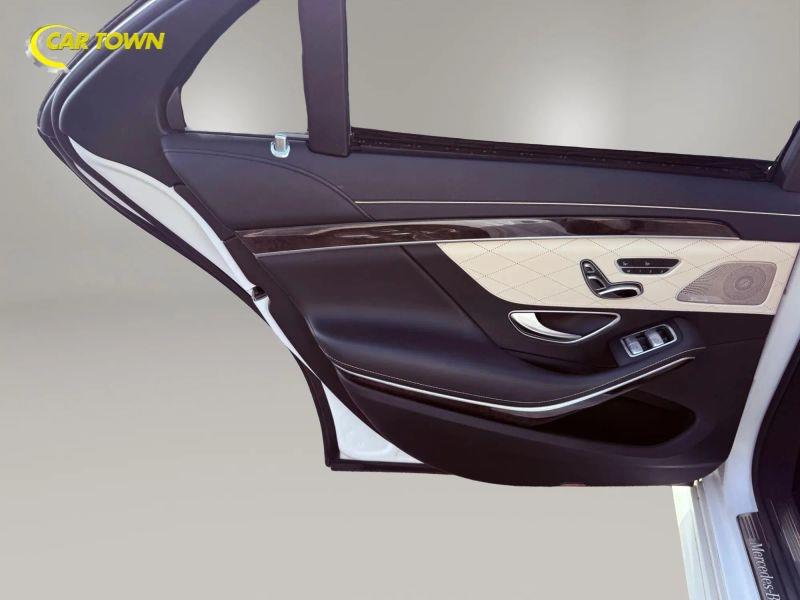 Vehicle photo 31