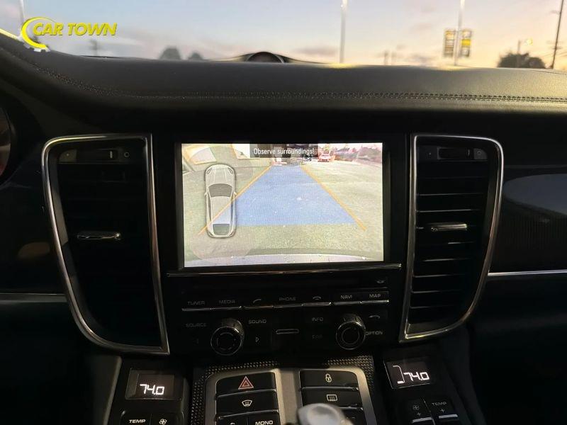 Vehicle photo 35