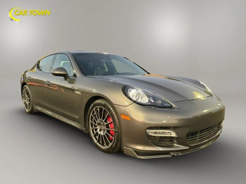 Vehicle photo 6