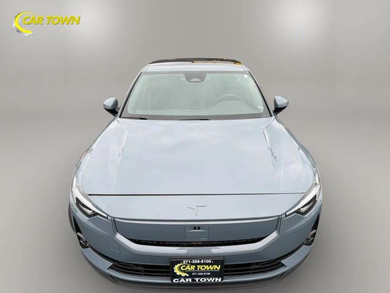 Vehicle photo 3