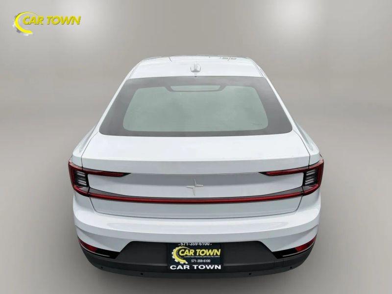 Vehicle photo 10