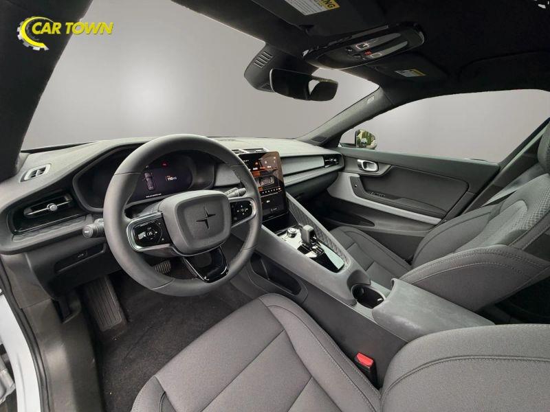 Vehicle photo 15