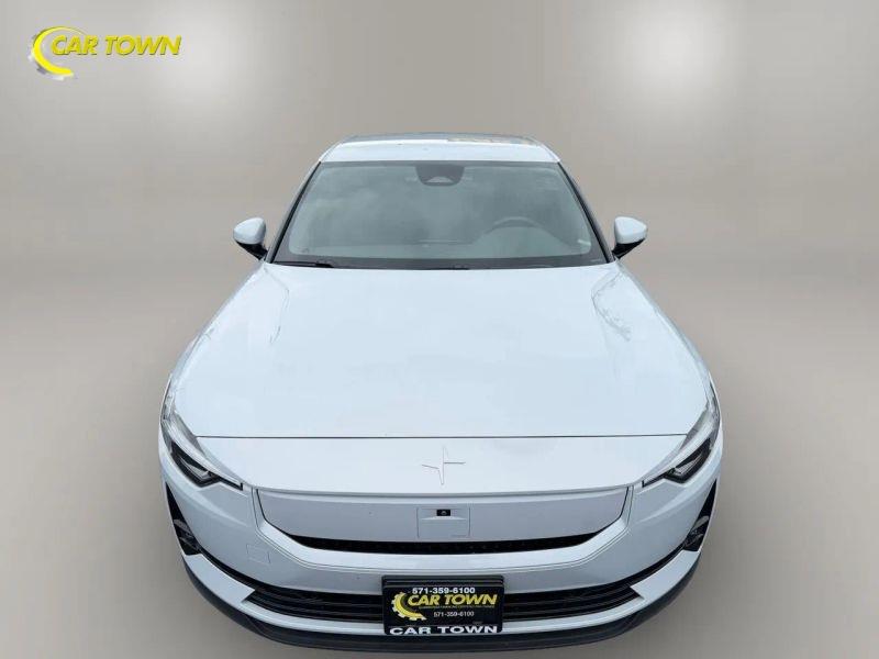 Vehicle photo 3
