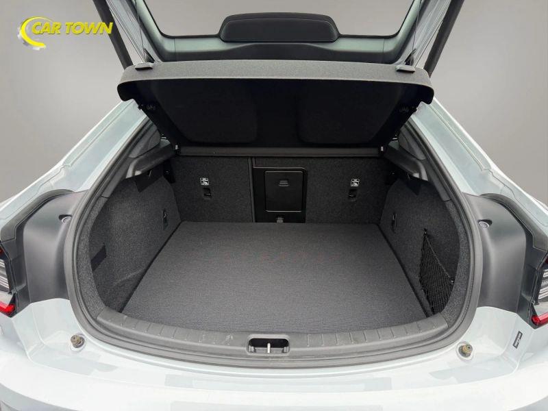 Vehicle photo 34