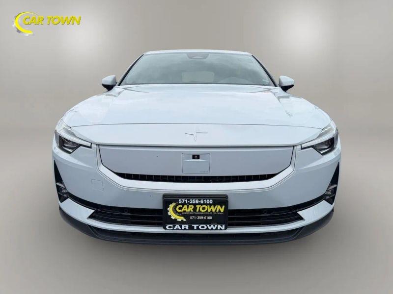 Vehicle photo 4