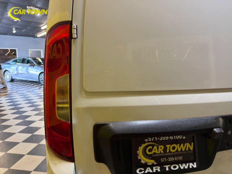 Vehicle photo 36