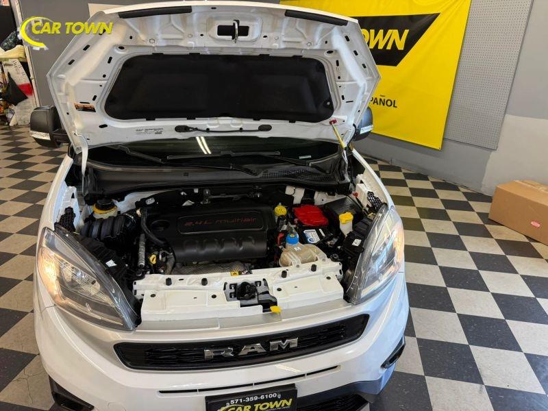 Vehicle photo 46