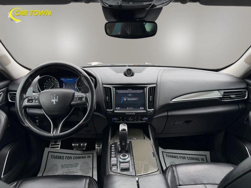 Vehicle photo 36